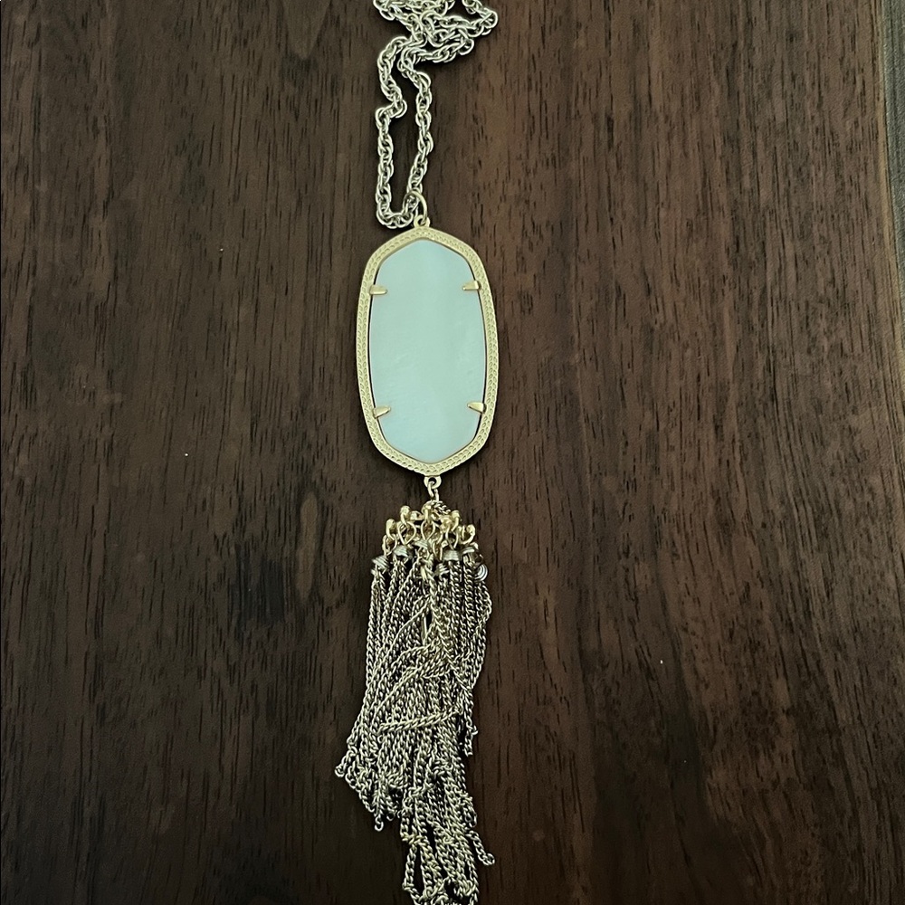 Kendra Scott Gold and white  Pendant Necklace - Picture 4 of 12